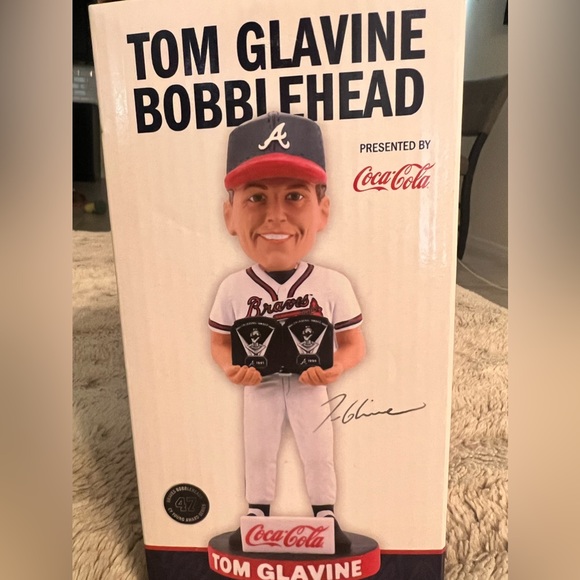 Tom Glavine Bobblehead - Picture 1 of 3